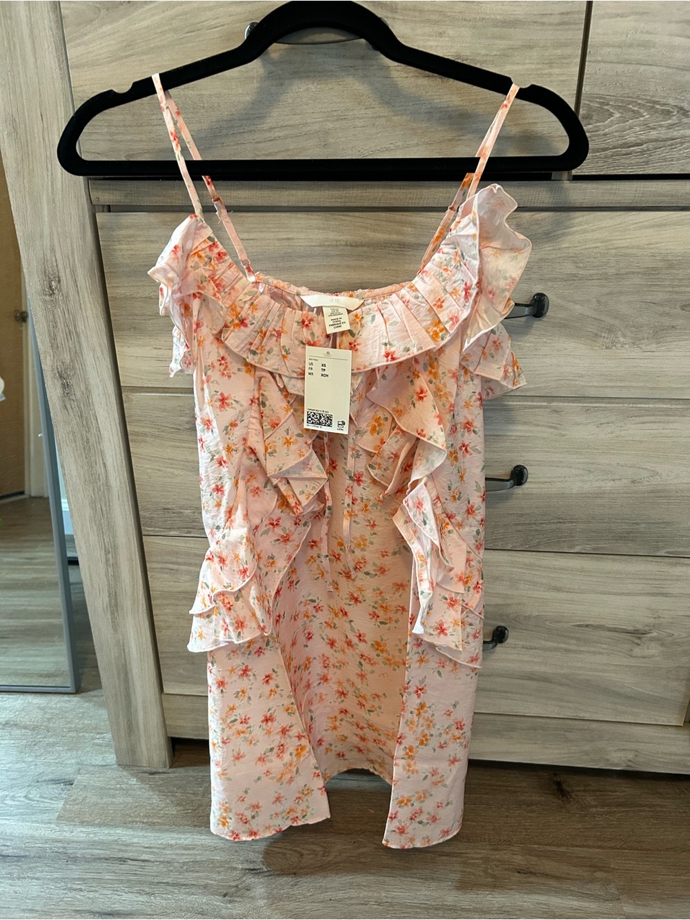 H&M Pink Floral Ruffle Mini Dress - Picture 2 of 3